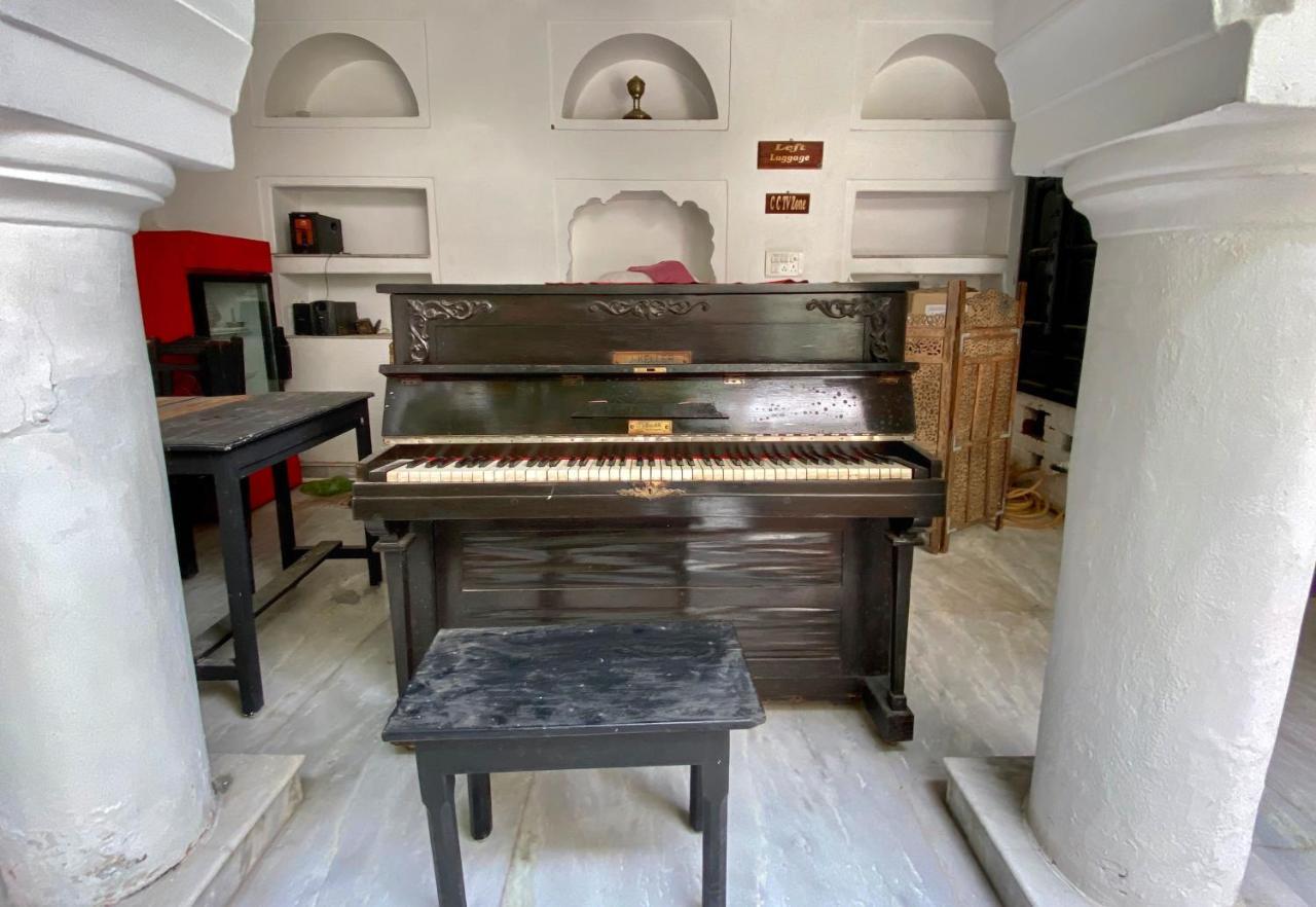 Inn Seventh Heaven Pushkar Bagian luar foto