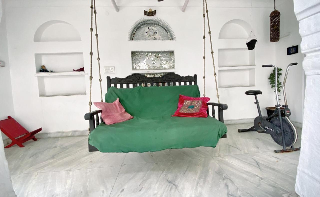 Inn Seventh Heaven Pushkar Bagian luar foto