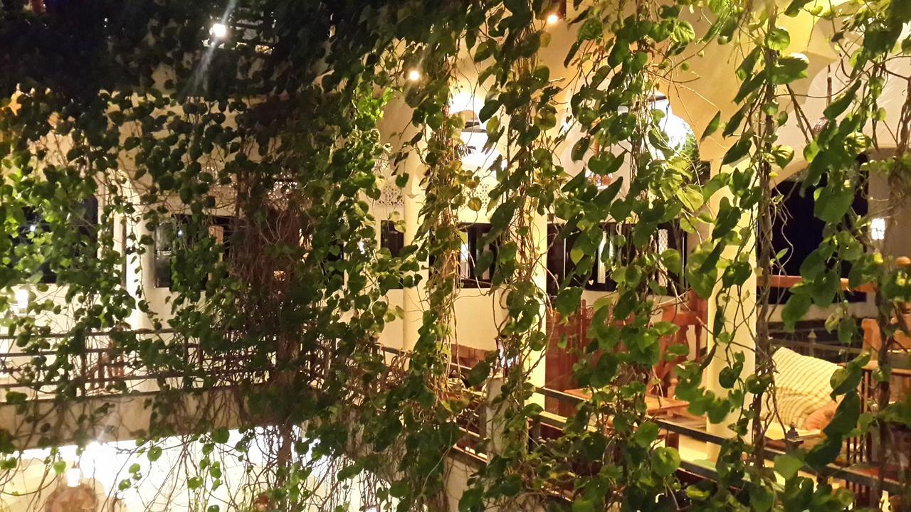 Inn Seventh Heaven Pushkar Bagian luar foto