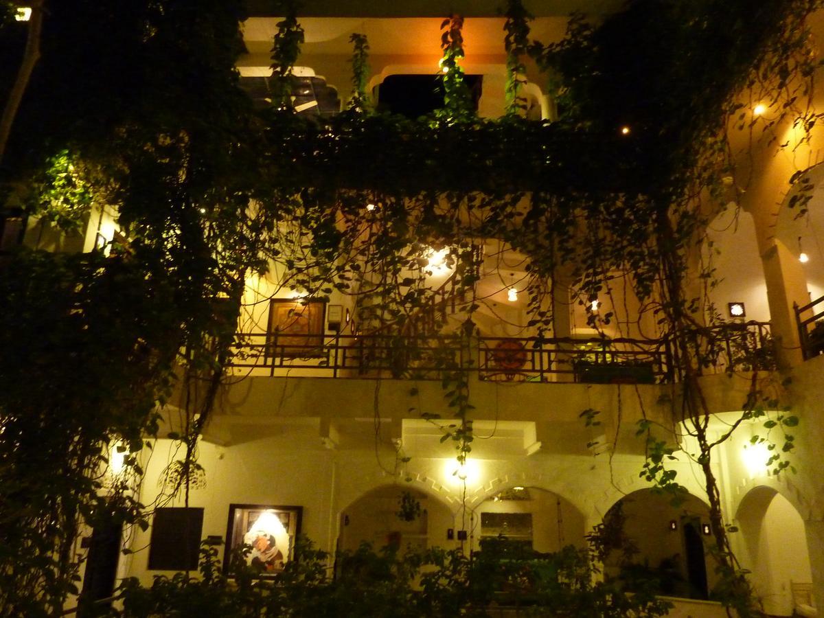 Inn Seventh Heaven Pushkar Bagian luar foto