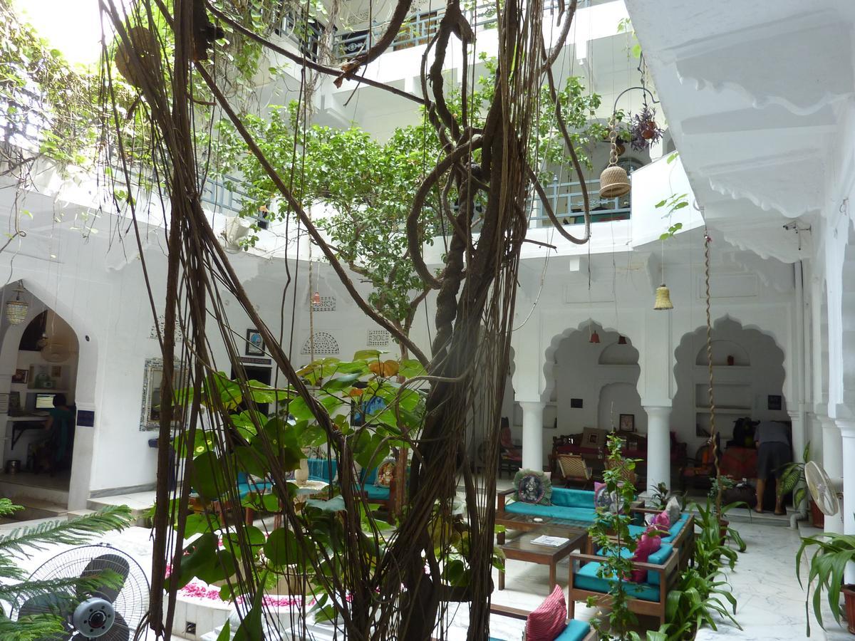 Inn Seventh Heaven Pushkar Bagian luar foto