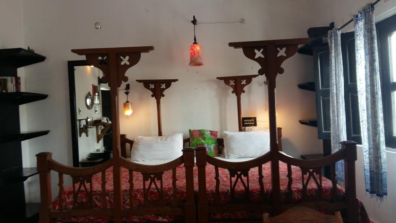 Inn Seventh Heaven Pushkar Bagian luar foto