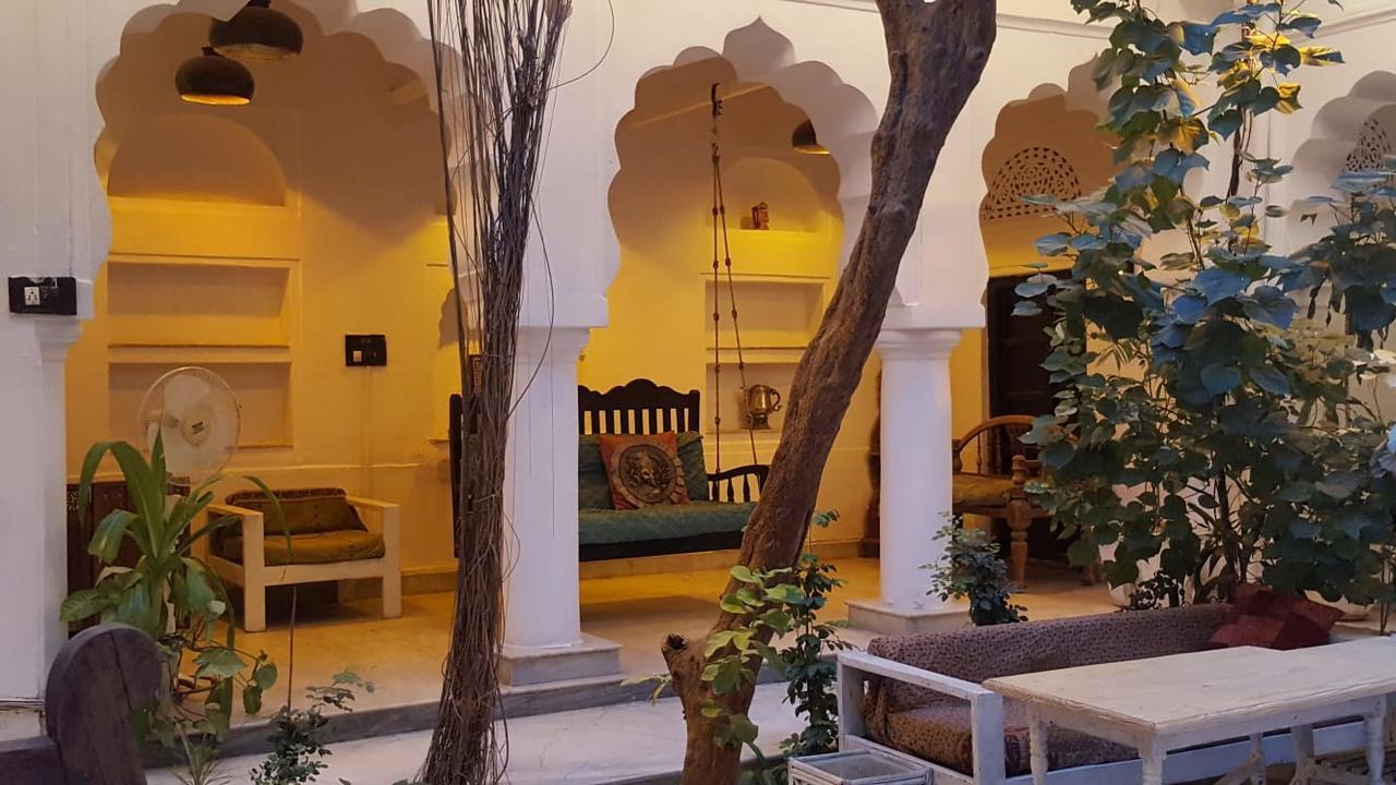 Inn Seventh Heaven Pushkar Bagian luar foto
