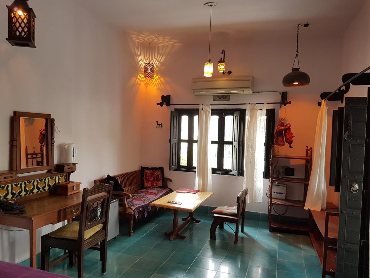 Inn Seventh Heaven Pushkar Bagian luar foto