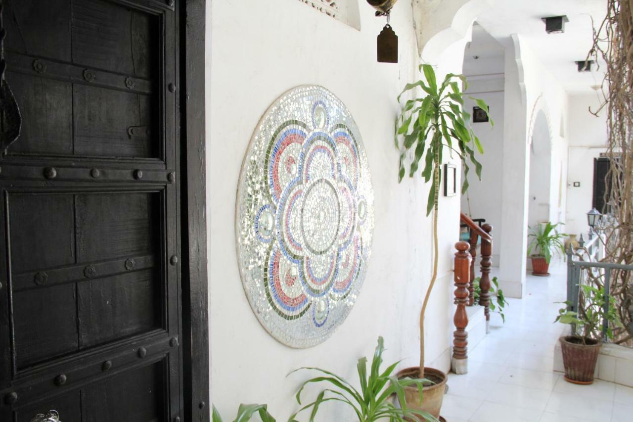 Inn Seventh Heaven Pushkar Bagian luar foto