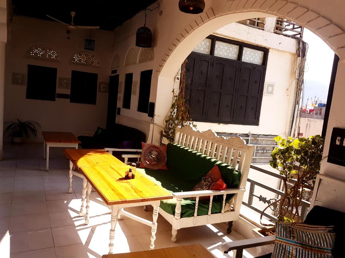Inn Seventh Heaven Pushkar Bagian luar foto